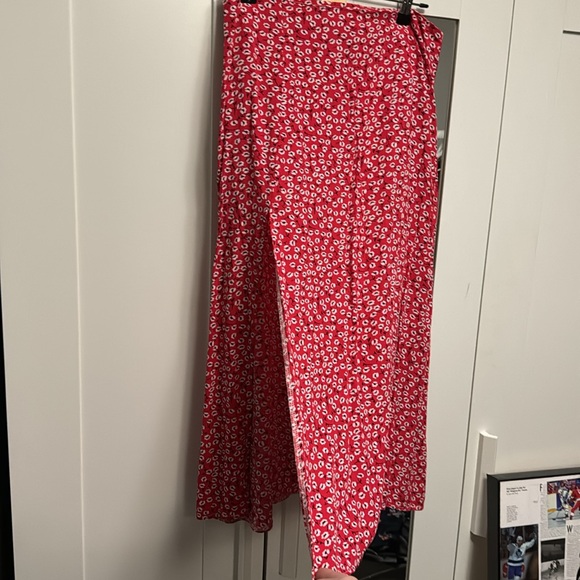 High waisted floral skirt - Picture 2 of 3